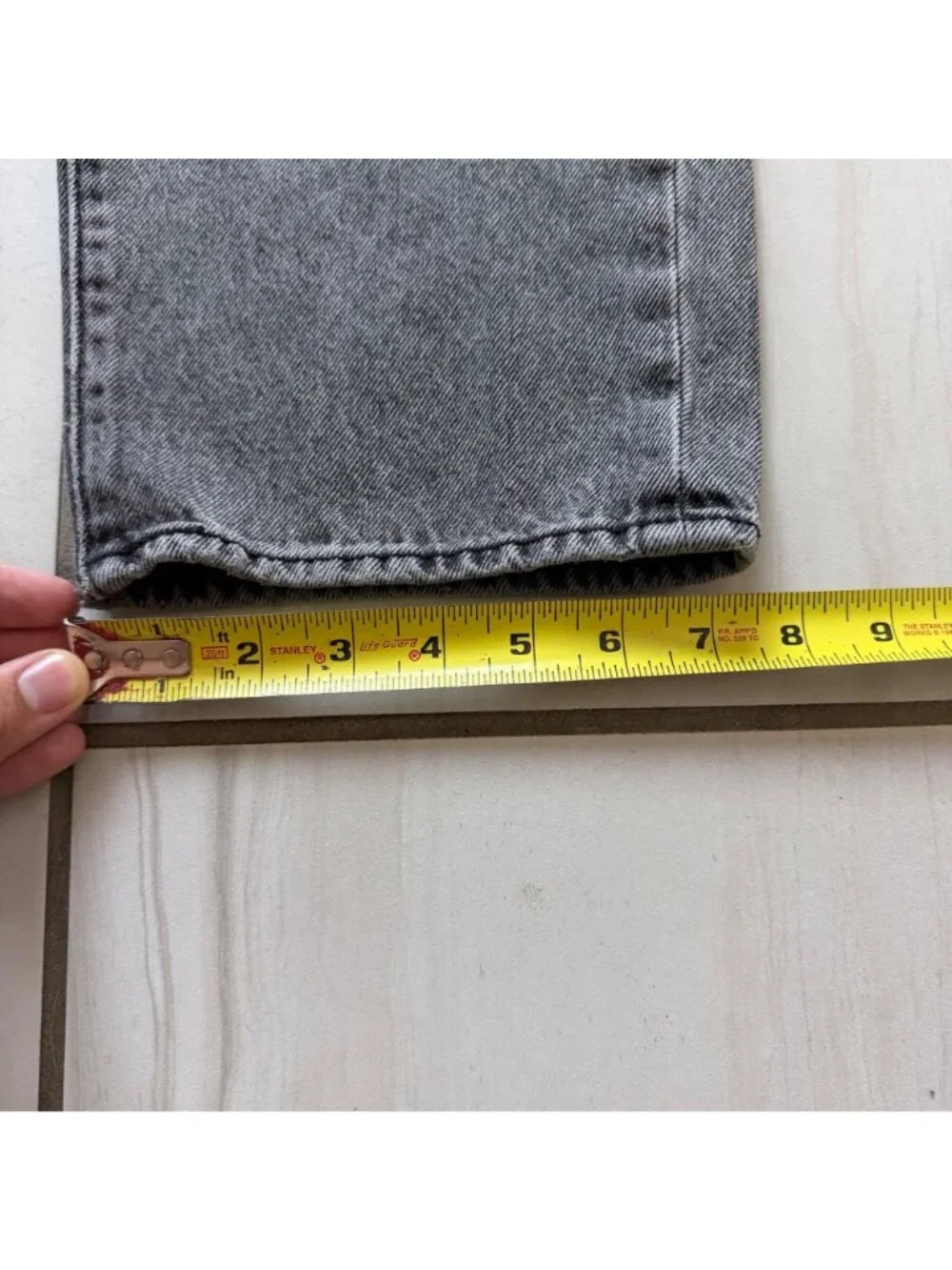 Levis straight fit